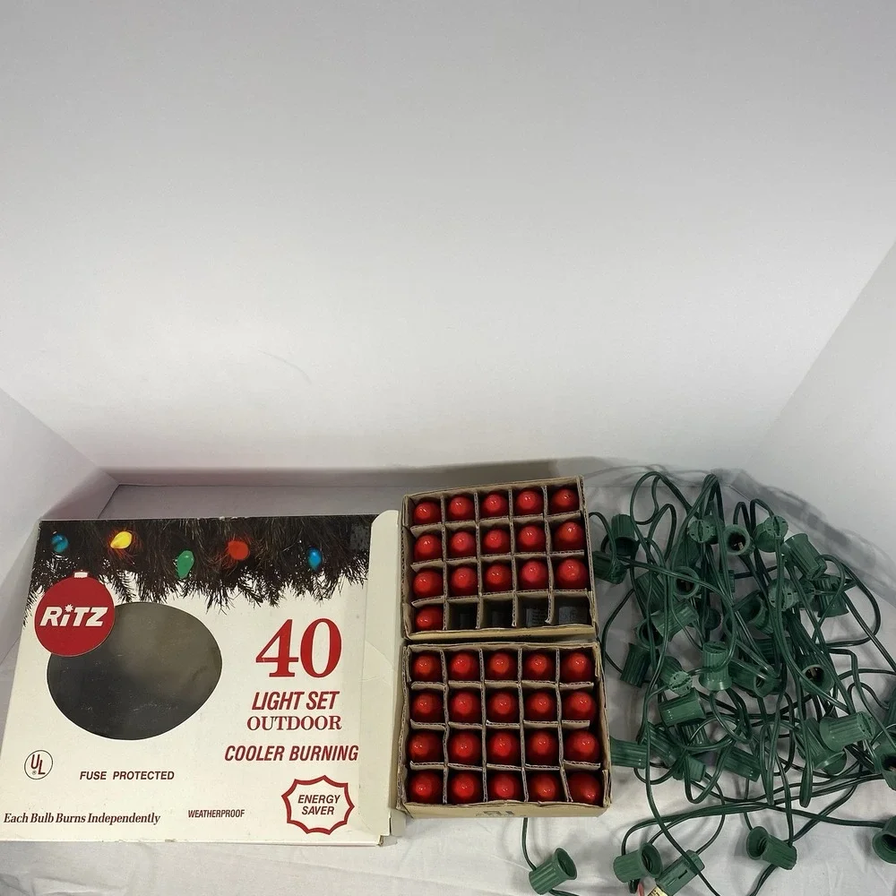 Vintage Ritz Outdoor Christmas Lights Lot of 2 Untested 40 & 36 Red Bulbs